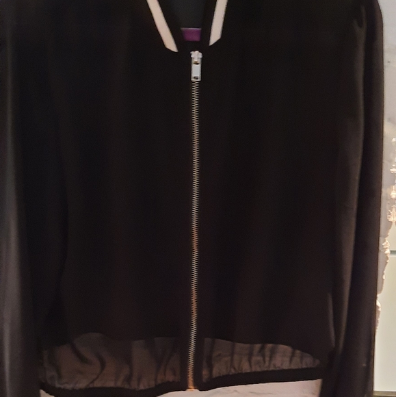 Mesh style zipper front cropped blouson - Picture 2 of 3